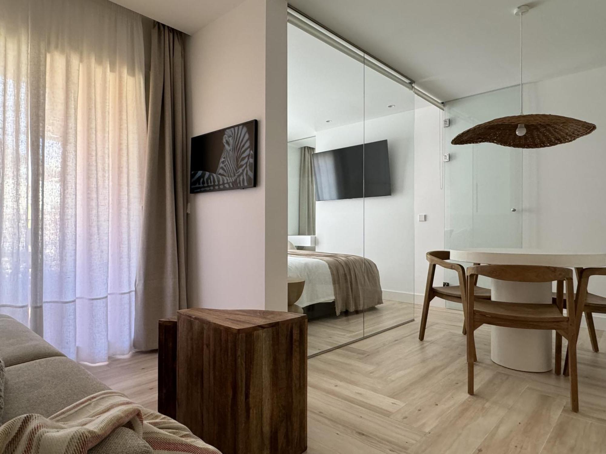 Apto Boutique En La Malagueta Малага Экстерьер фото