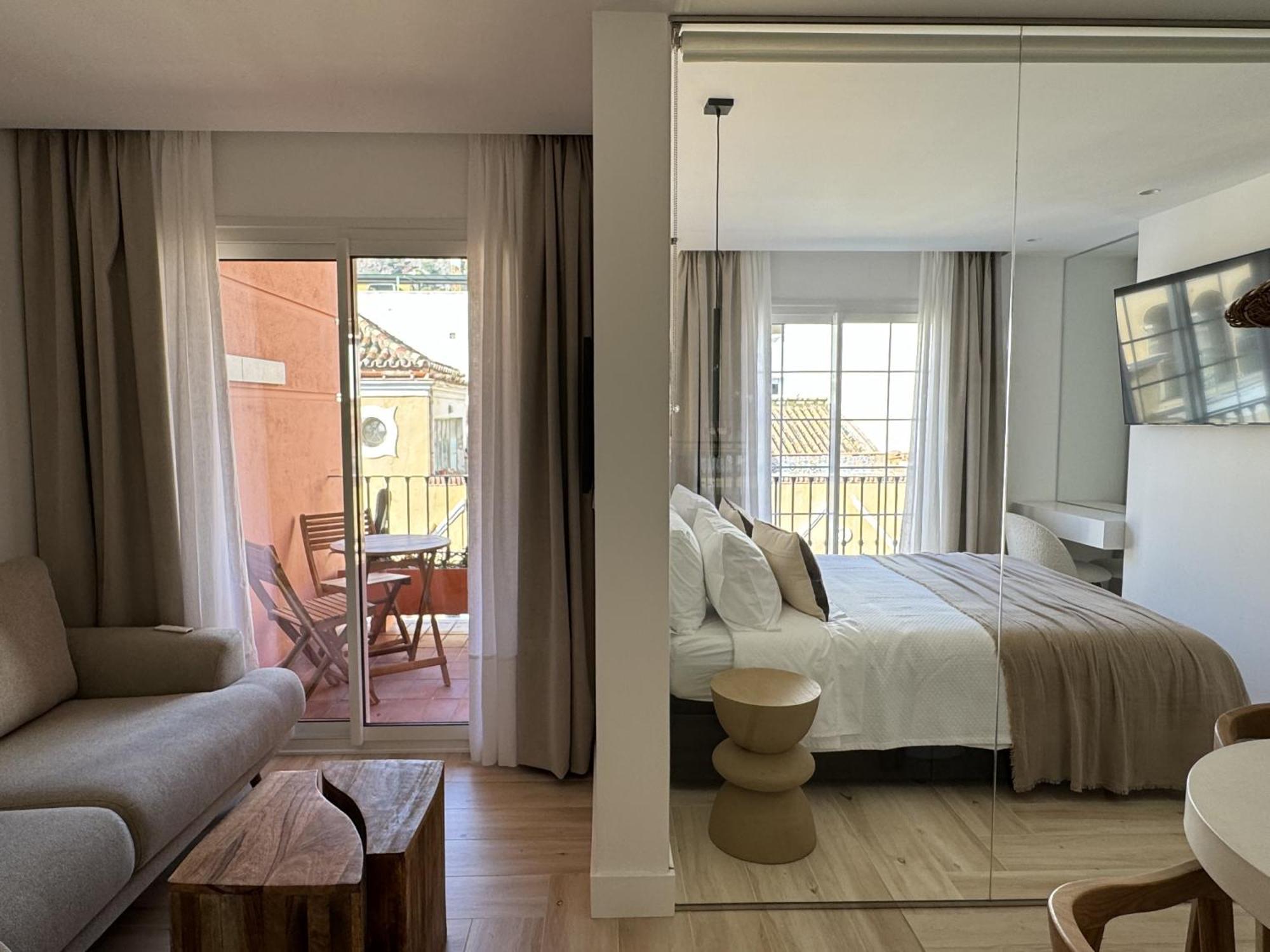 Apto Boutique En La Malagueta Малага Экстерьер фото